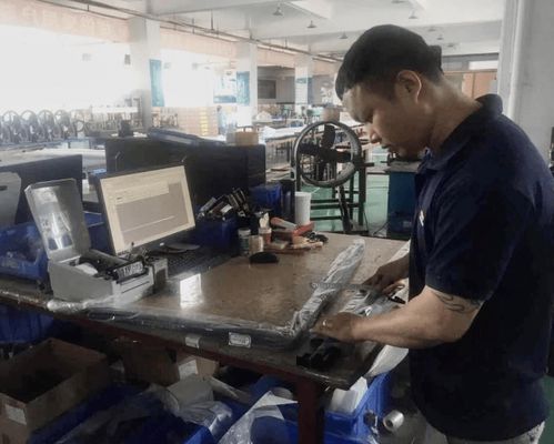 走進(jìn)金牌衛(wèi)浴品質(zhì)工廠 在環(huán)保科技與匠心制造中探尋初心與使命